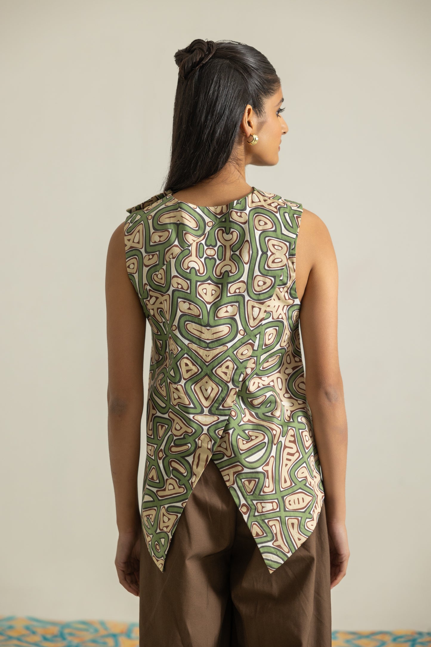 NOMAD TOP