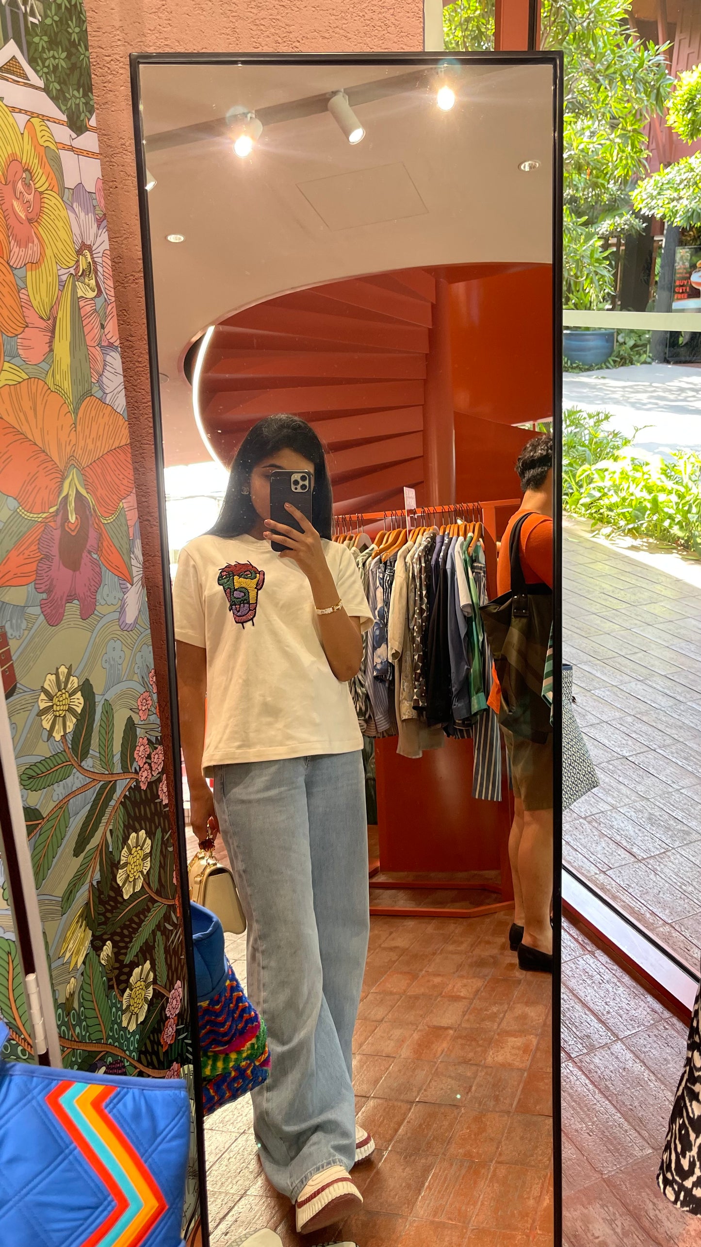 PORTRAIT TEE