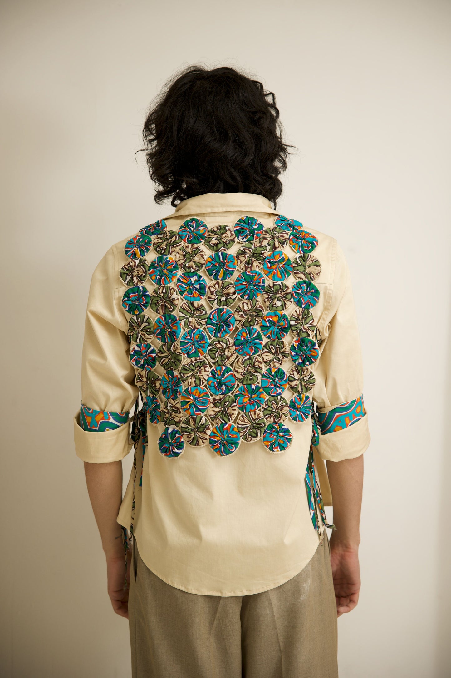 VAGABOND BIB